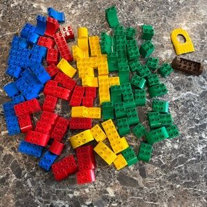 Lego Duplo — Assorted Lot — Some Vintage - 113 Pieces